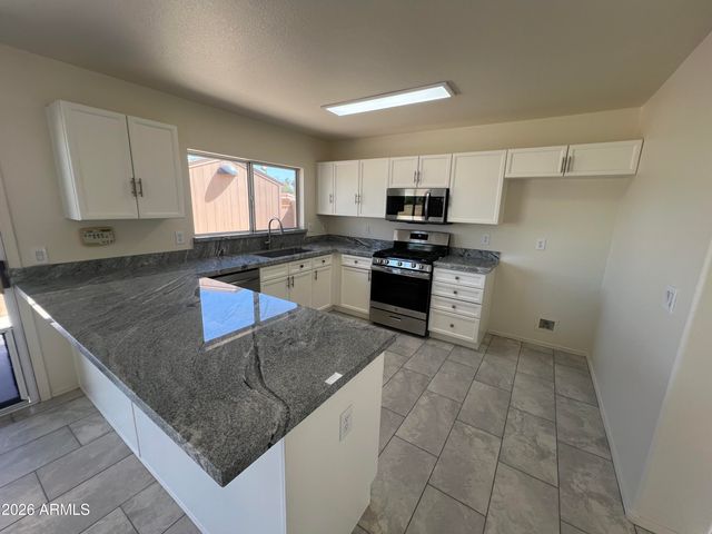 8377 N 106TH Drive, Peoria, AZ 85345