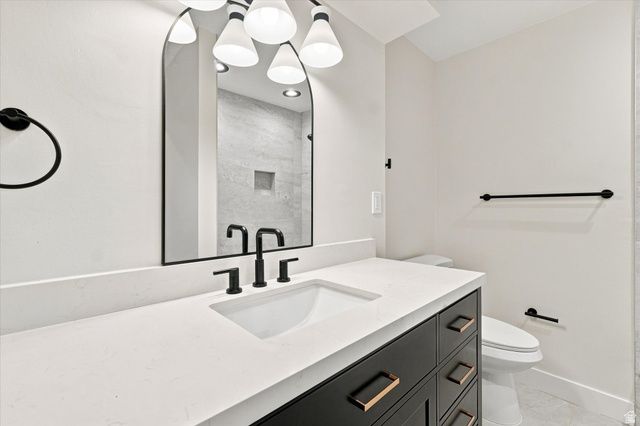 109 E 6740 S, Midvale, UT 84047