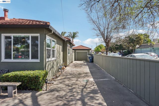 1411 C St, Antioch, CA 94509