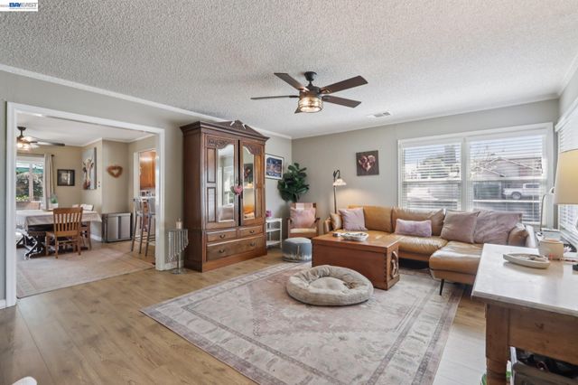 1411 C St, Antioch, CA 94509