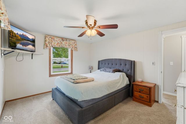 120 N High Street, Linden, IN 47955