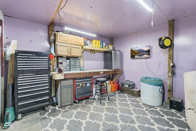 120 N High Street, Linden, IN 47955