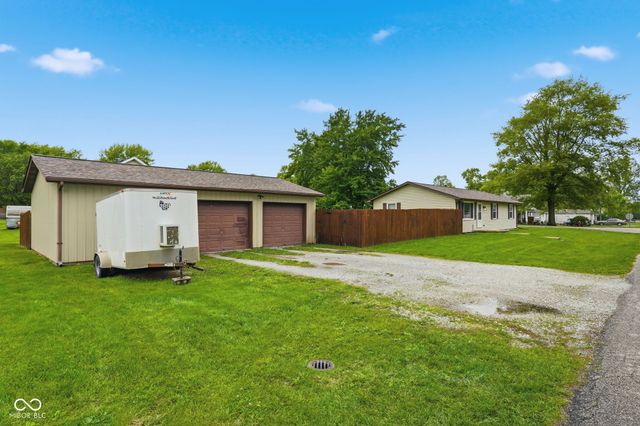 120 N High Street, Linden, IN 47955