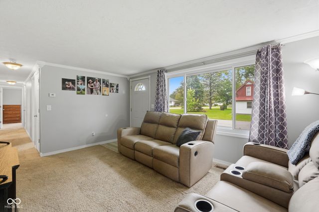 120 N High Street, Linden, IN 47955