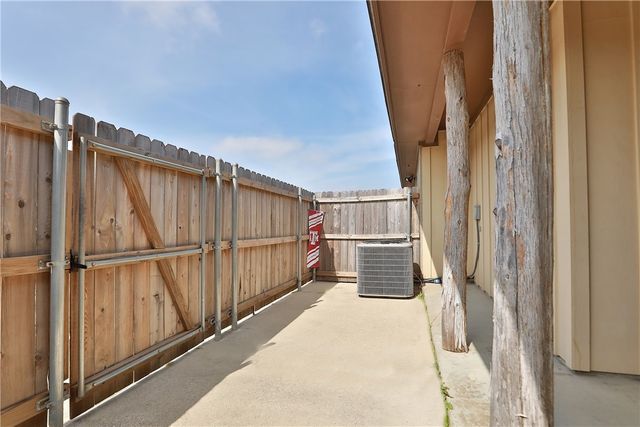 3313 General Parkway, College Station, TX 77845