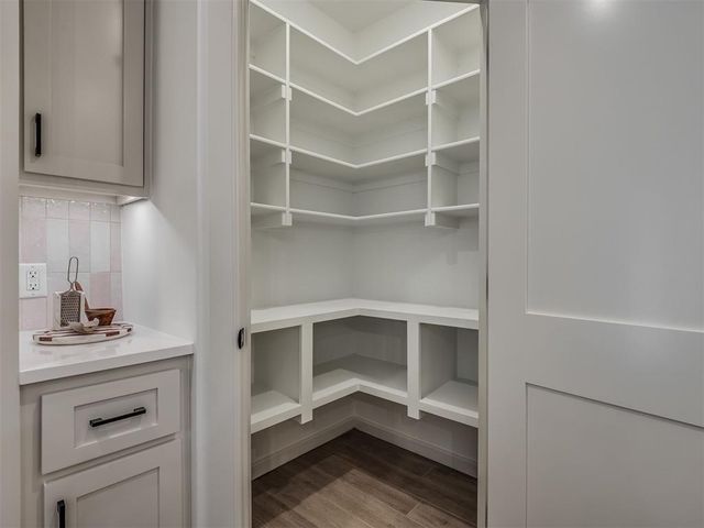 6601 NW 147th Street, Oklahoma City, OK 73142