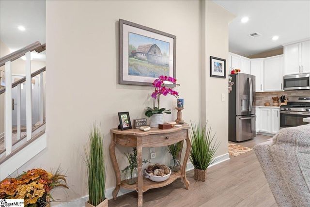 532 Martin Creek Drive, Simpsonville, SC 29680