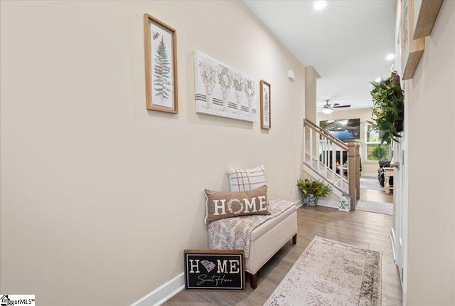 532 Martin Creek Drive, Simpsonville, SC 29680