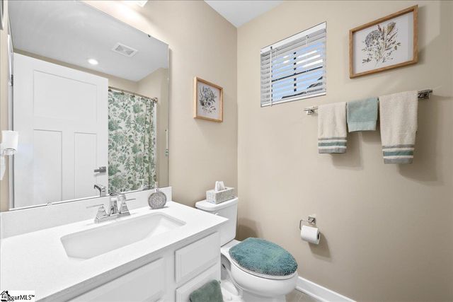 532 Martin Creek Drive, Simpsonville, SC 29680