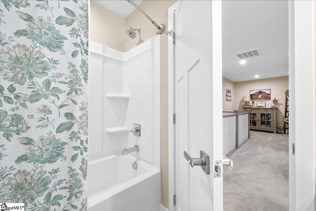 532 Martin Creek Drive, Simpsonville, SC 29680