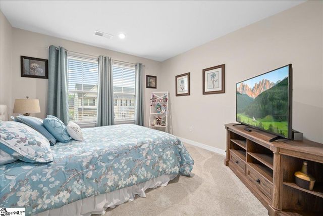 532 Martin Creek Drive, Simpsonville, SC 29680