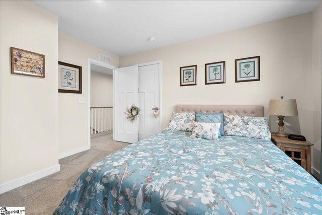 532 Martin Creek Drive, Simpsonville, SC 29680