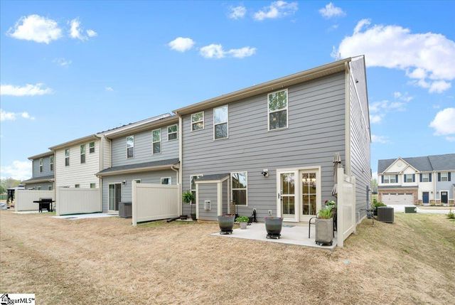 532 Martin Creek Drive, Simpsonville, SC 29680