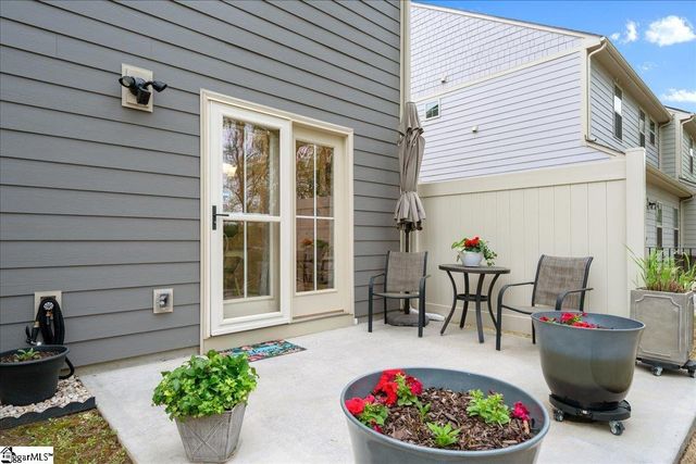 532 Martin Creek Drive, Simpsonville, SC 29680