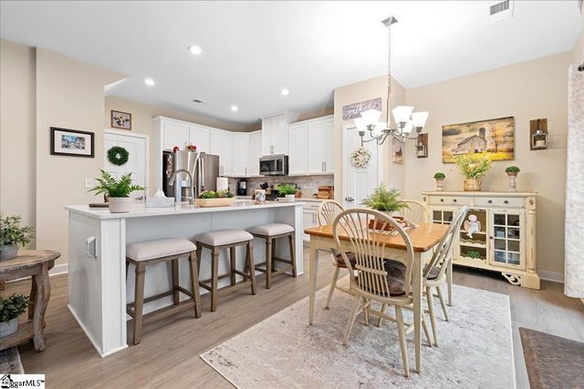 532 Martin Creek Drive, Simpsonville, SC 29680