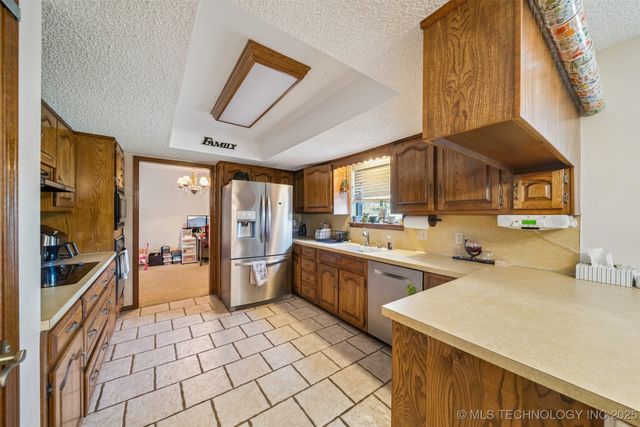 2917 S Aspen Court, Broken Arrow, OK 74012