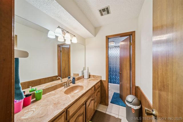 2917 S Aspen Court, Broken Arrow, OK 74012