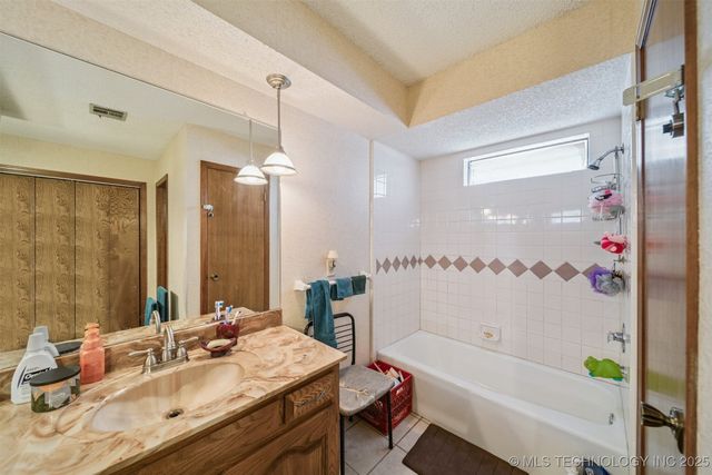 2917 S Aspen Court, Broken Arrow, OK 74012