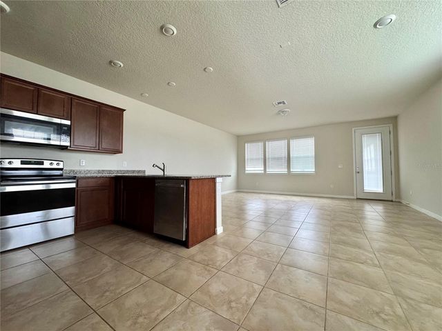 10904 LEAFSHORE LOOP, Orlando, FL 32829