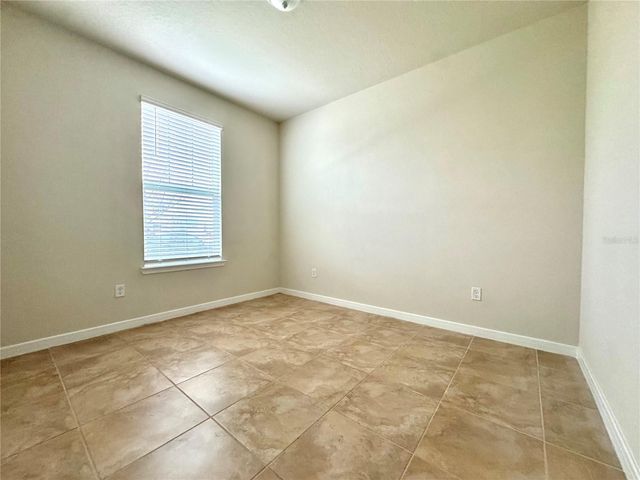 10904 LEAFSHORE LOOP, Orlando, FL 32829