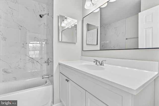 11404 APPLEGRATH WAY, Germantown, MD 20876