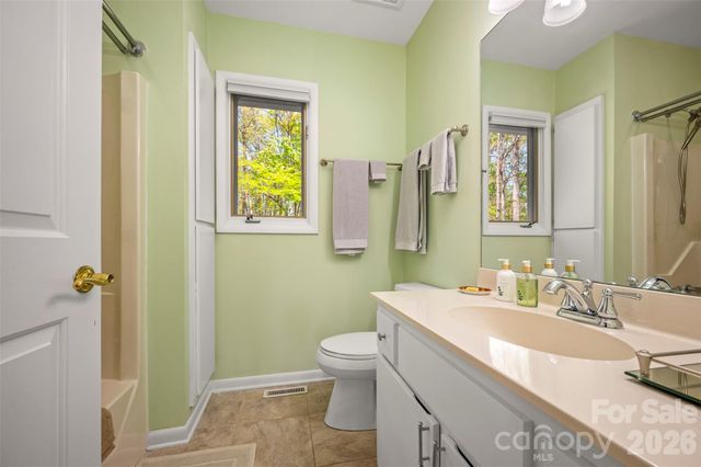 2825 River Road, Columbus, NC 28722