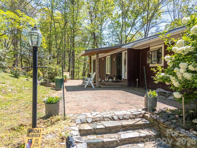 2825 River Road, Columbus, NC 28722