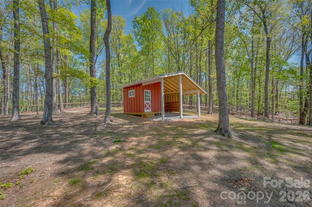 2825 River Road, Columbus, NC 28722