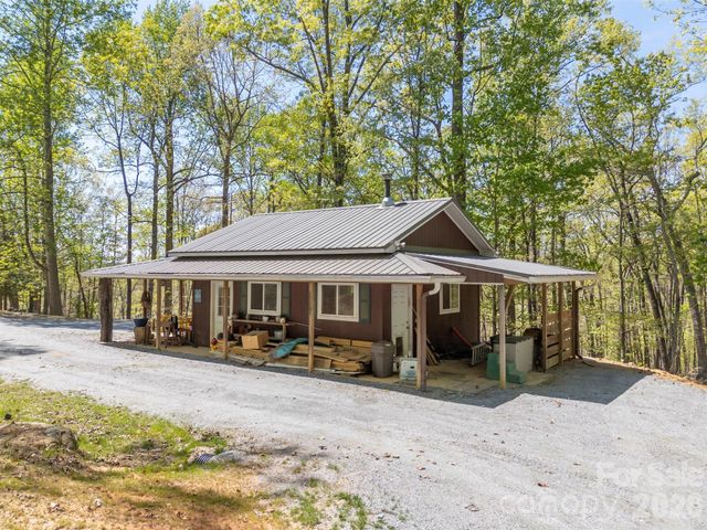 2825 River Road, Columbus, NC 28722