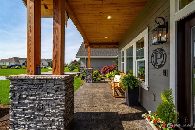 5369 Smith Ridge Drive, Bellingham, WA 98226