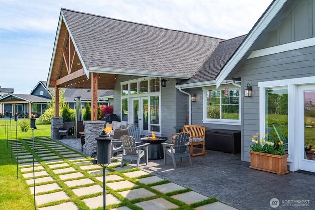 5369 Smith Ridge Drive, Bellingham, WA 98226