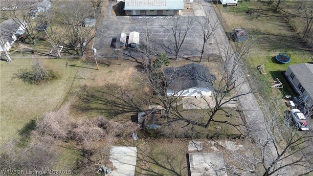 400 3rd Street, Charleston, AR 72933