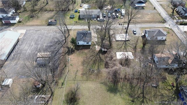 400 3rd Street, Charleston, AR 72933