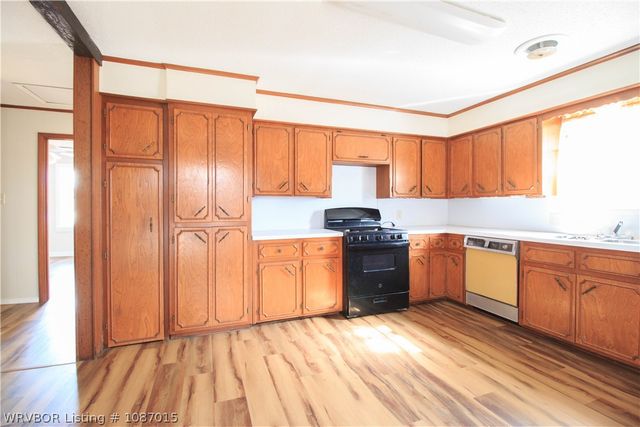 400 3rd Street, Charleston, AR 72933