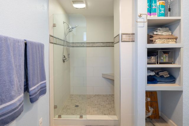 2843 Camino Heights Dr, Camino, CA 95709