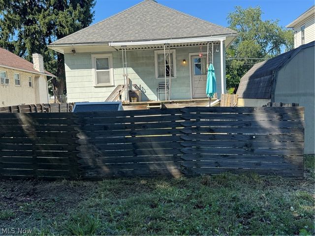 1502 16th Street, Parkersburg, WV 26101