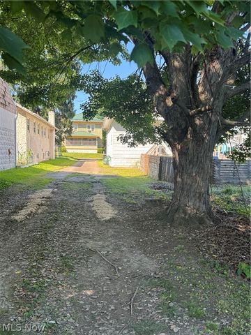 1502 16th Street, Parkersburg, WV 26101