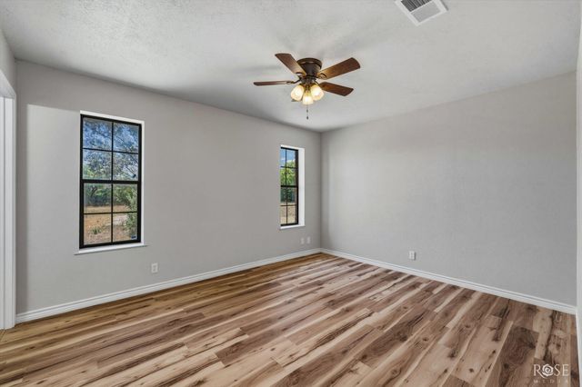 207 Bluegrass Drive, San Angelo, TX 76903