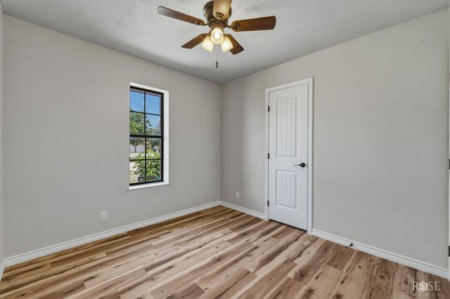 207 Bluegrass Drive, San Angelo, TX 76903