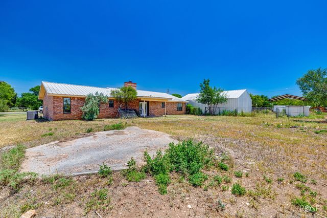 207 Bluegrass Drive, San Angelo, TX 76903