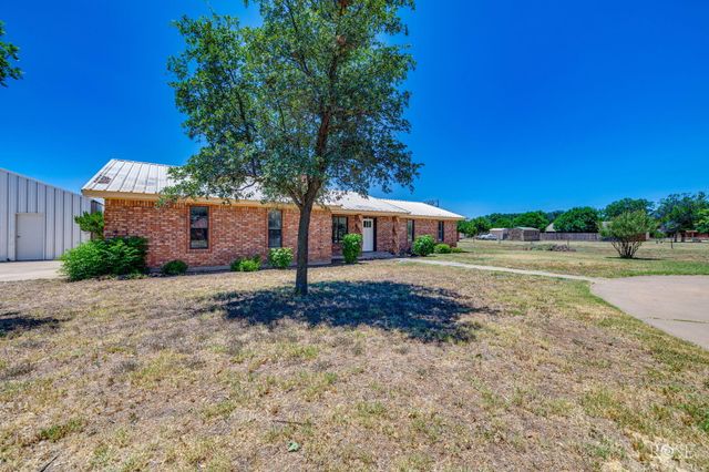 207 Bluegrass Drive, San Angelo, TX 76903