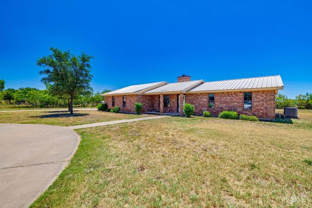 207 Bluegrass Drive, San Angelo, TX 76903