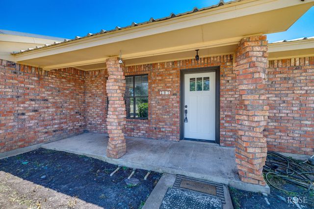207 Bluegrass Drive, San Angelo, TX 76903
