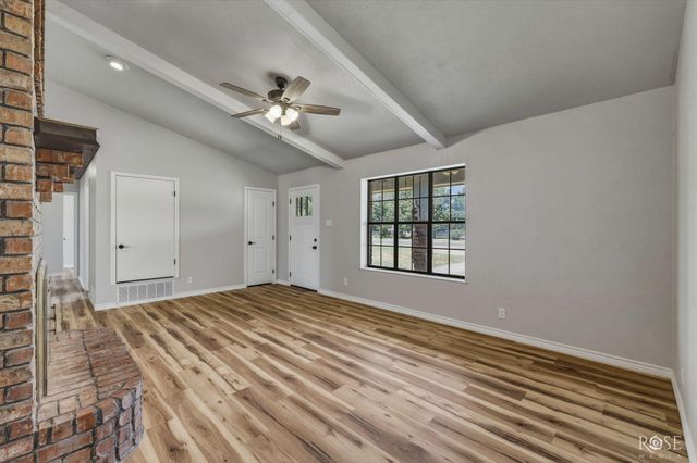 207 Bluegrass Drive, San Angelo, TX 76903