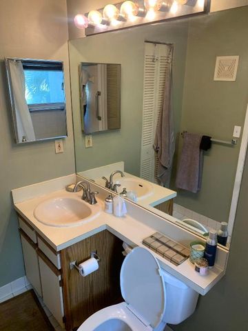 651 Lyons Road 10207, Coconut Creek, FL 33063