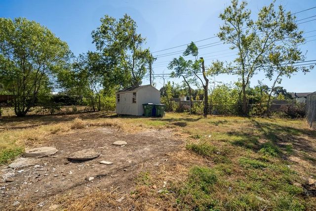 13008 Horseshoe Trail, Balch Springs, TX 75180