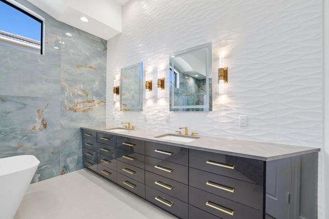 15934 Laurel Creek Drive, Delray Beach, FL 33446