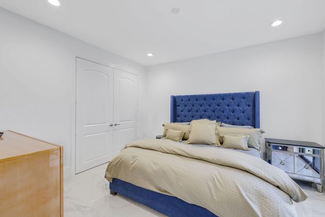 15934 Laurel Creek Drive, Delray Beach, FL 33446