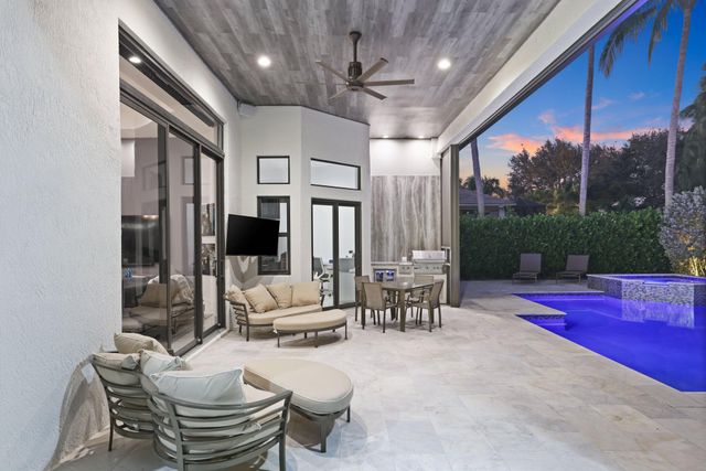 15934 Laurel Creek Drive, Delray Beach, FL 33446