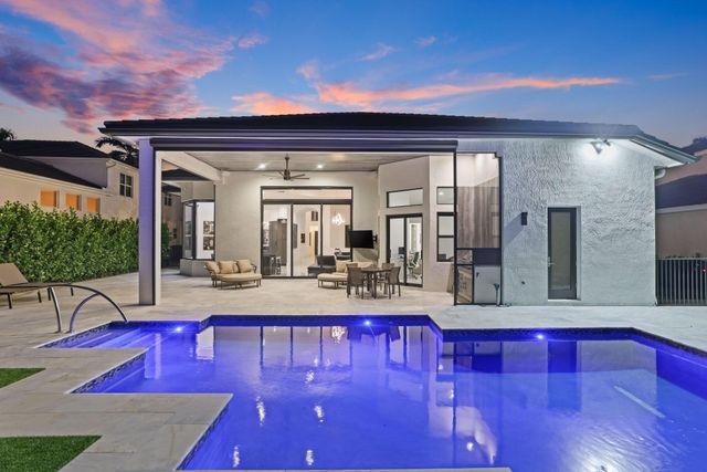 15934 Laurel Creek Drive, Delray Beach, FL 33446